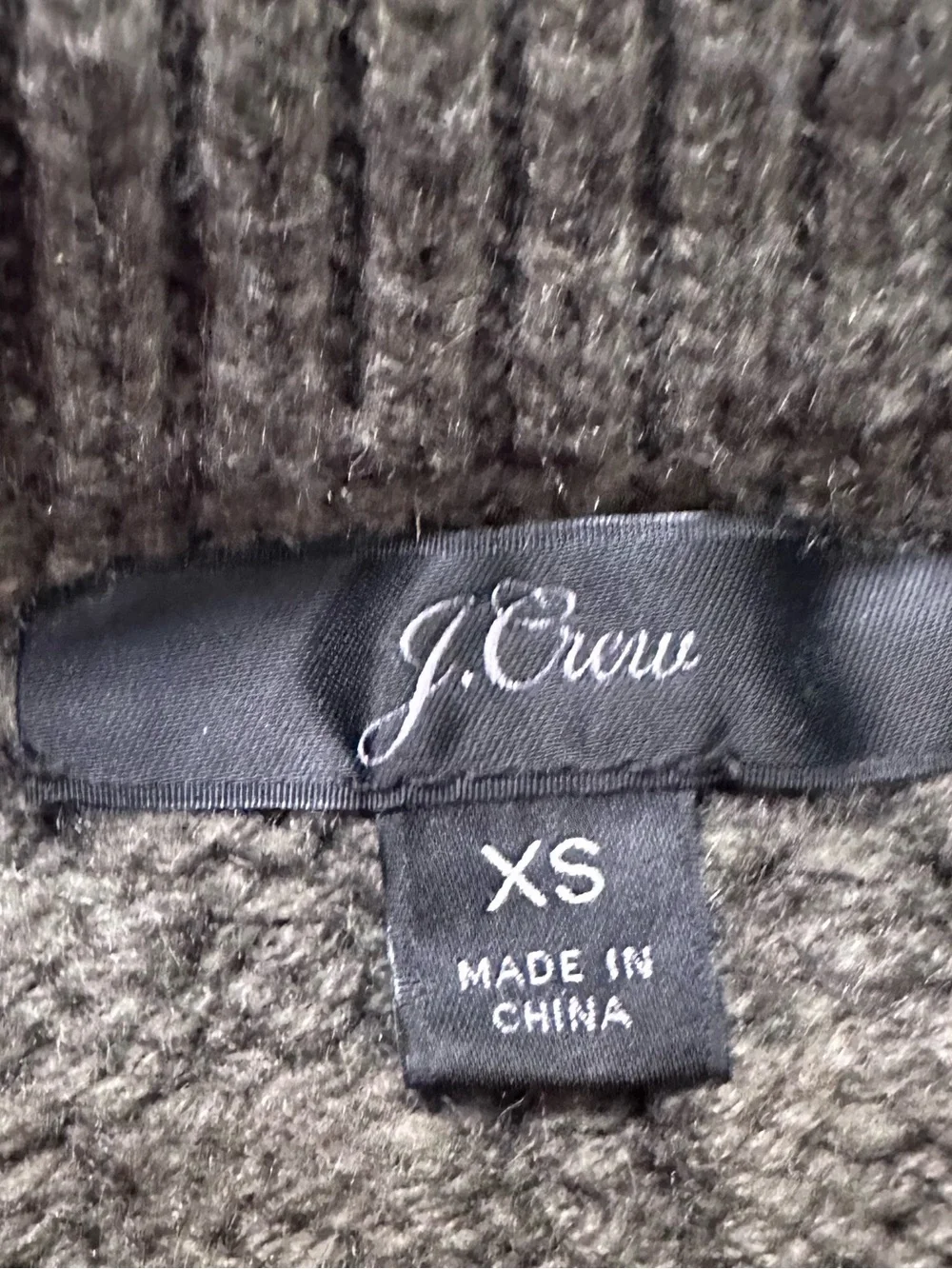 J.Crew Olive Green Cable Knit Sweater Women’s Crew Neck Pom Pom Textured Long XS